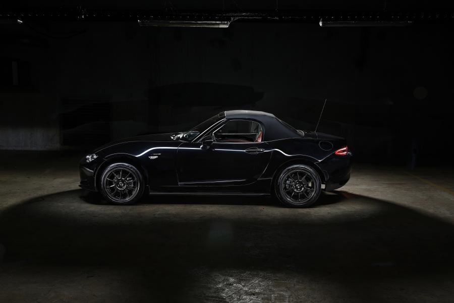  Mazda MX-5 Eunos Edition 2020 года  (FR) (фото 15 из 30)